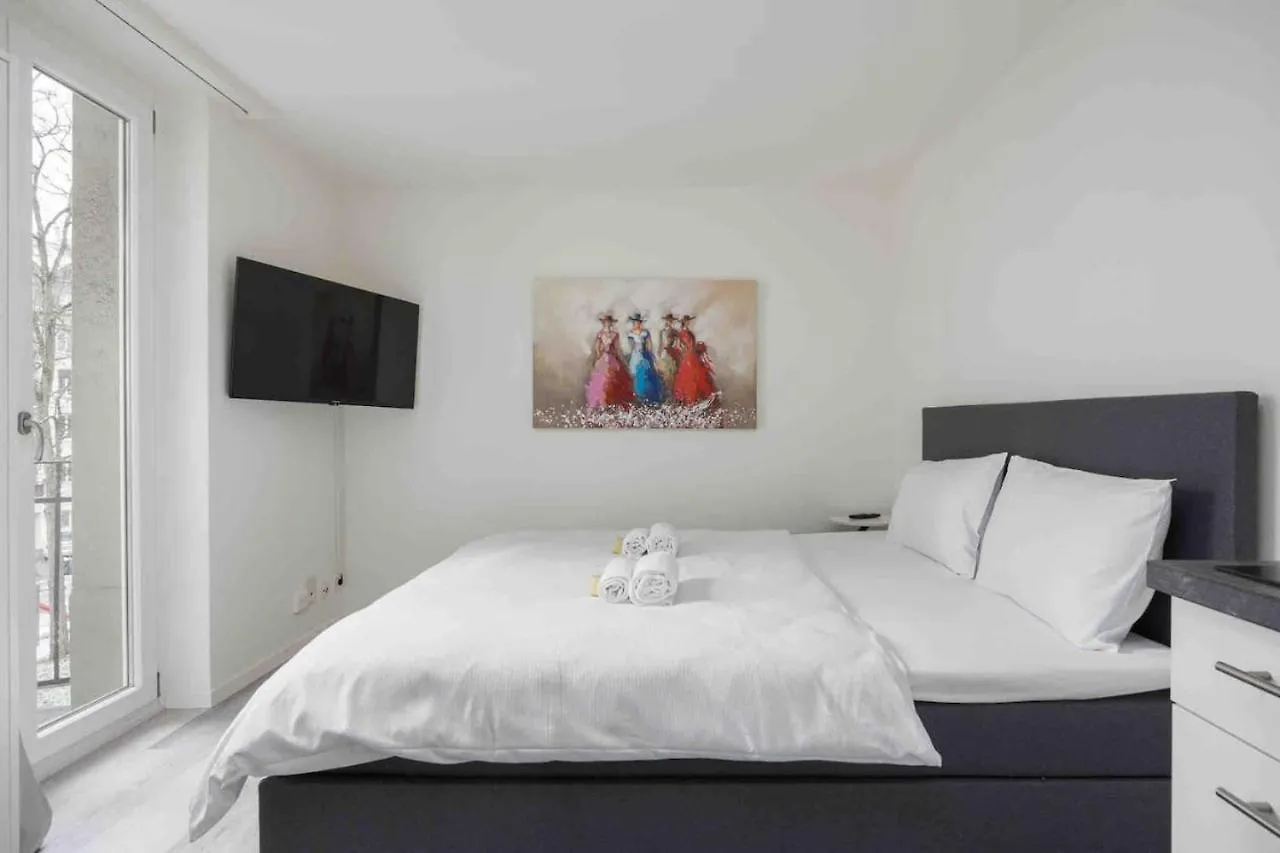 Urban Oasis With Queen Bed And View Be-29 Zurique